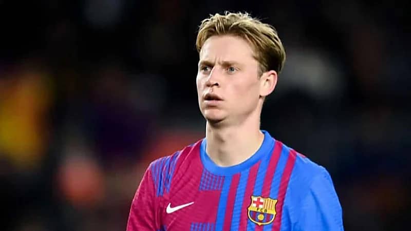 مشاركة فرينكي دي يونغ أمام الكلاسيكو شبه مستحيله