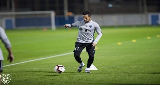 بالصور.. " الهلال " يستأنف تدريباته استعدادًا لملاقاة " الباطن "