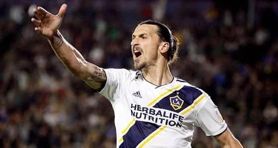 إبراهيموفيتش على ردار ريال مدريد بديلا لرونالدو