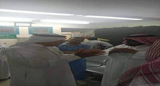 "العبدالوهاب" يفاجئ موظفي "أحوال الشمالية" ويستمع لشكاوى المواطنين