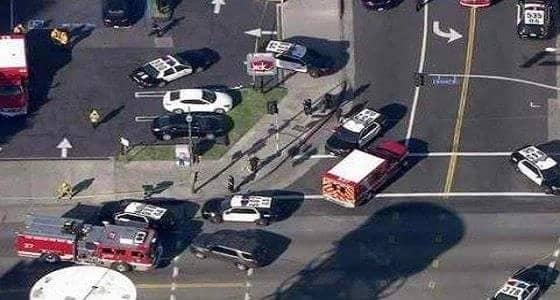 بالصور.. مقتل شخص طعنا بالسكين وإصابة آخرين بأمريكا