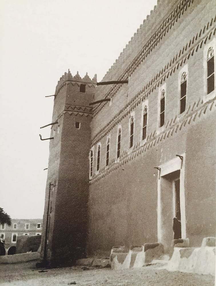 صورة قديمة لقصر البديعة مقر الضيافة الرسمي