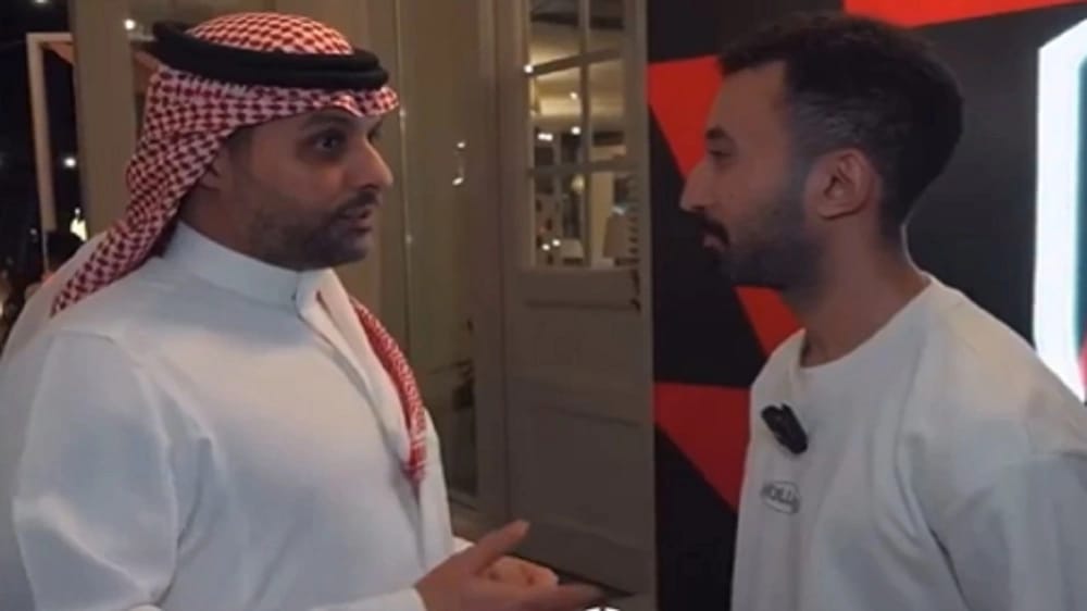 ياسر القحطاني: الهلال هو من أشهرني.. فيديو