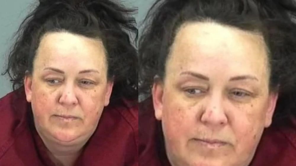 ‎تفاصيل صادمة عن إساءة بلوجر لأطفالها من أجل الترند