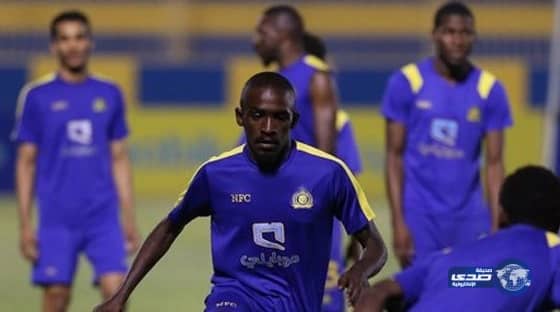 نجم يوفنتوس ينفي الرحيل