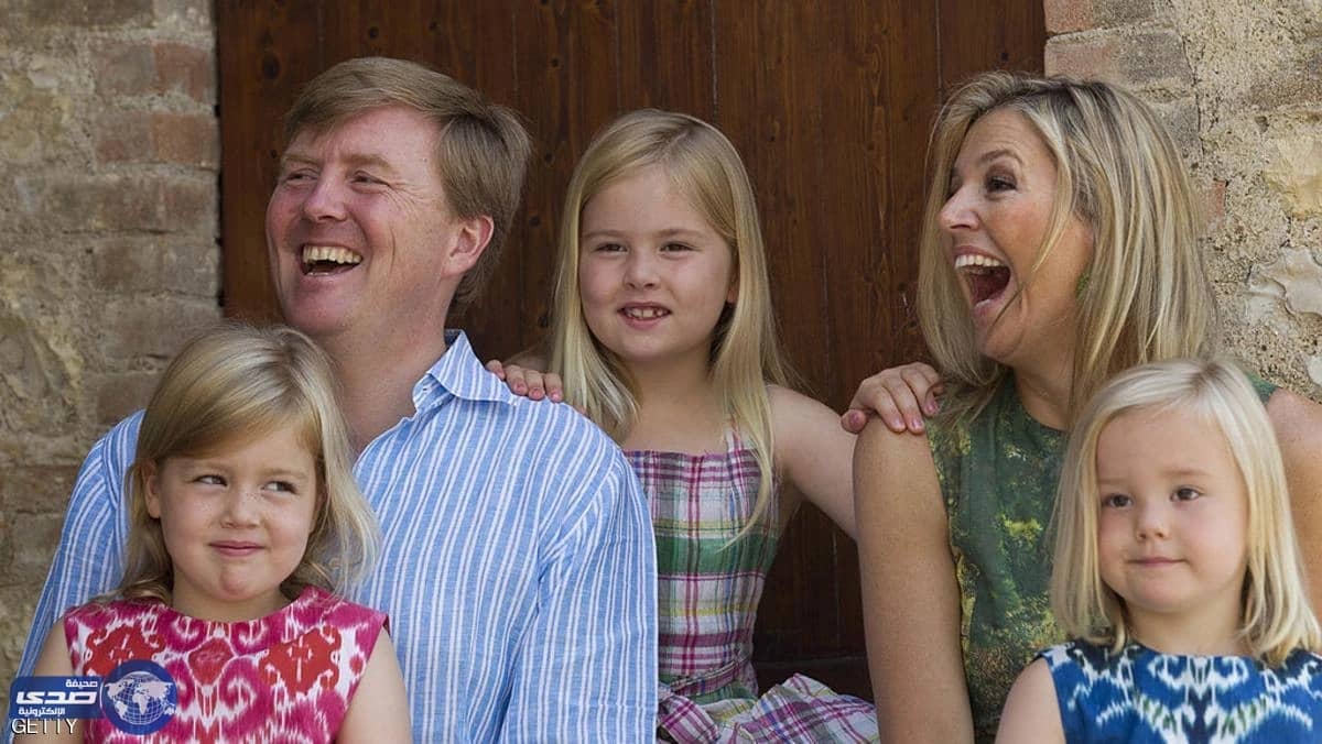 ملك هولندا عن وظيفة سرية ظل يٌمارسها حتي بعد توليه للعرش