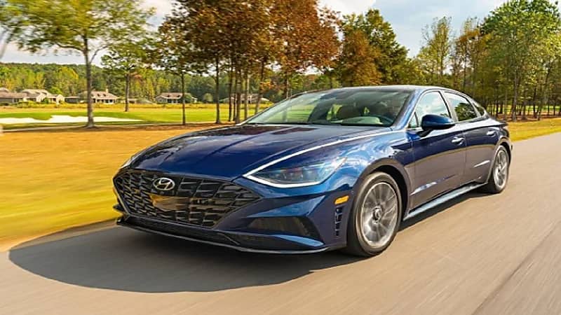 مواصفات أشهر السيارات السيدان