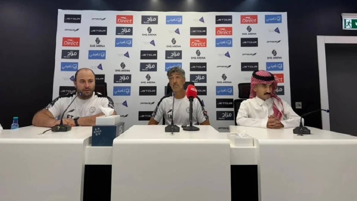 الغواسيل: مباراة الأهلي فرصة لاختبار طموحات الشباب