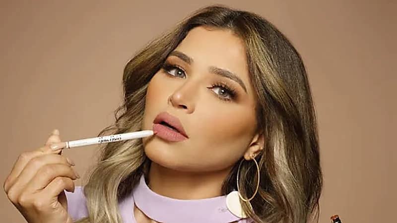 سحب الجنسية الكويتية من نهى نبيل