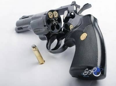 16 رصاصة اخترقت جسده ونجا