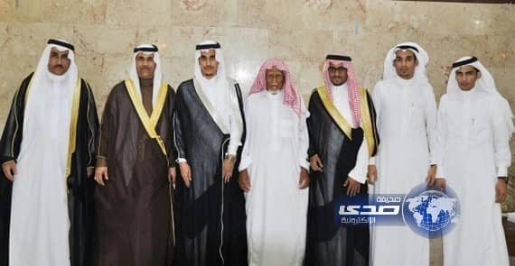 بالصور..شعراء المحاورة يحيون حفل زفاف السويهري