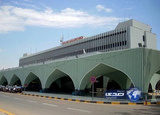 سقوط قذيفتين على مدرج مطار طرابلس