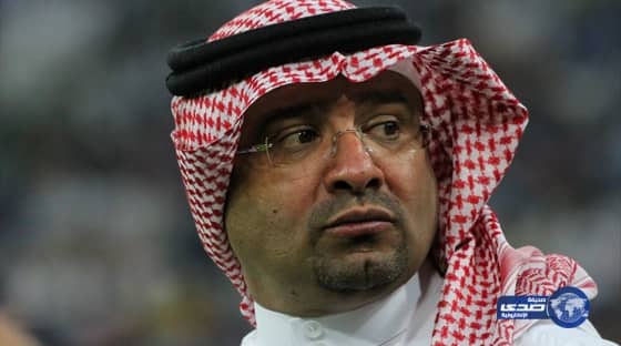 بالفيديو.. بقرة تُثير الذعر بأقتحامها ملعبا خلال مباراة كريكيت