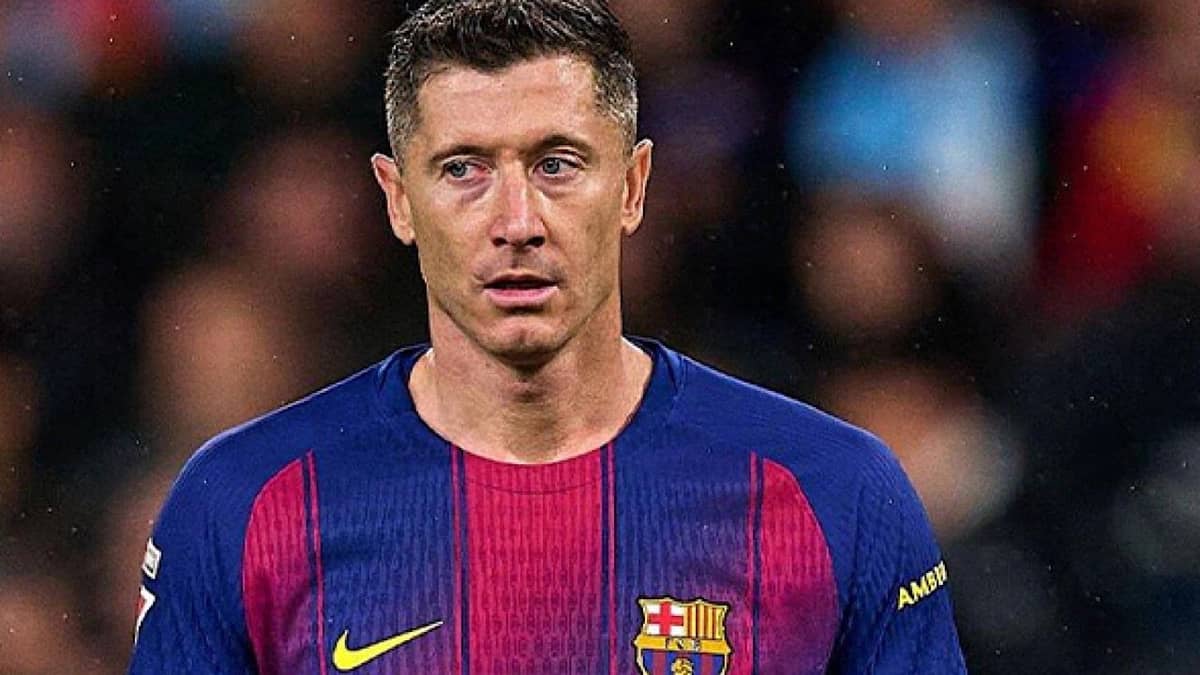 ليفاندوفسكي يفكر بإعتزال كرة القدم نهائيًا