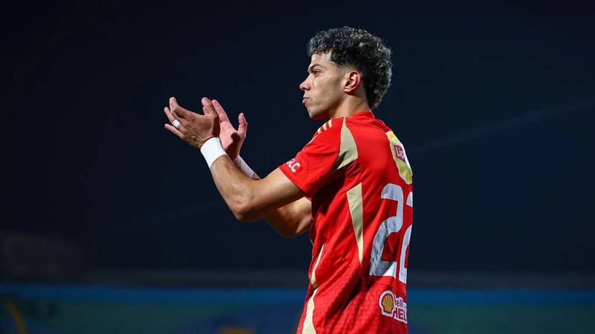 الظهور الأول لـ إمام عاشور بعد شفائه من فيروس A.. فيديو