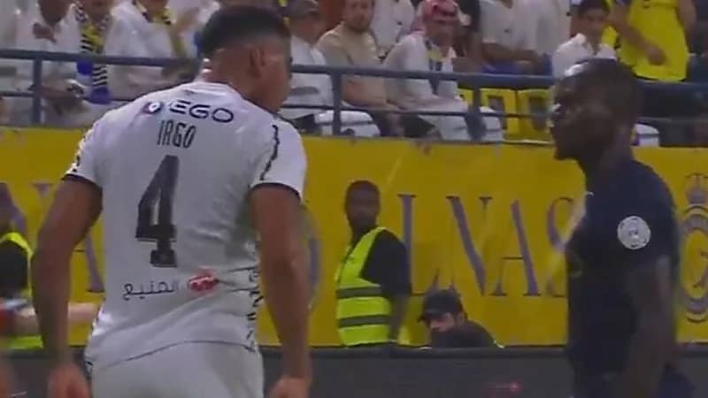 الروقي : هل اعتداء ساديو ماني على سانتوس يعرض على لجنة الانضباط