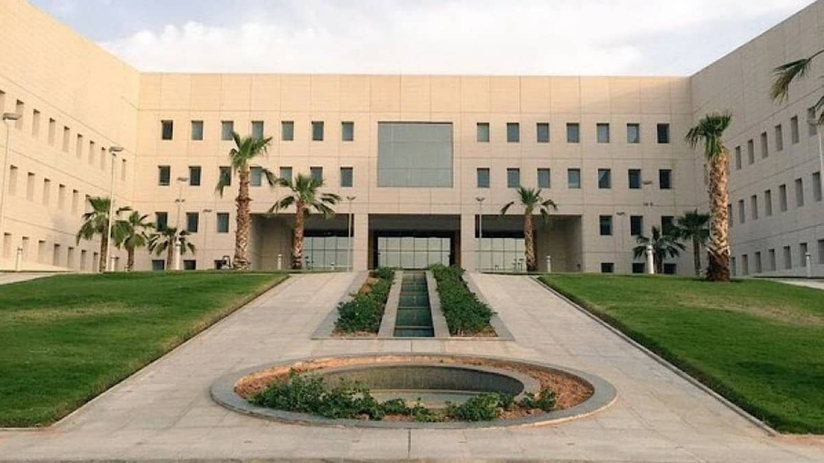 التعليم تفتح باب التقديم لنقل ذوي الظروف الخاصة عبر فارس