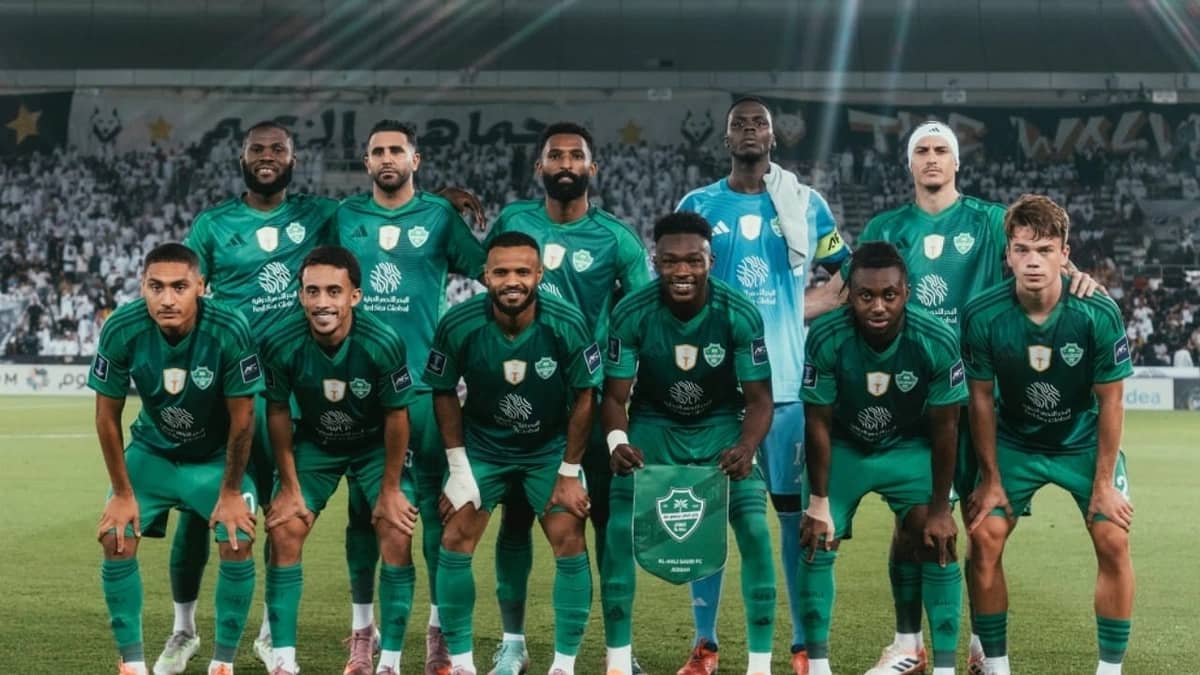 الأهلي يتلقى ضربة مزدوجة قبل مواجهة الاتحاد في دوري روشن