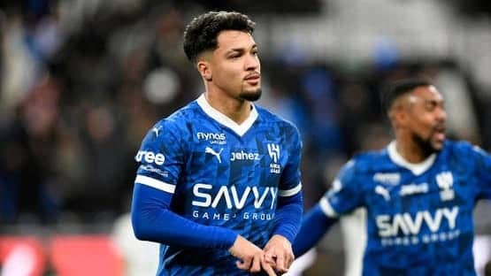 فلامينغو يخطط للتعاقد مع ليوناردو من الهلال