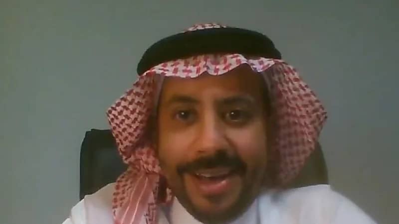 مختص يؤكد أن مخاطر فبركة الأصوات في الذكاء الاصطناعي كبيرة جدًا .. فيديو