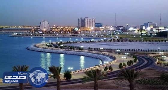 مواطنة تفقد جنينها وإصابة ابنتها بهجوم كلبين عليهما في منتجع سياحي