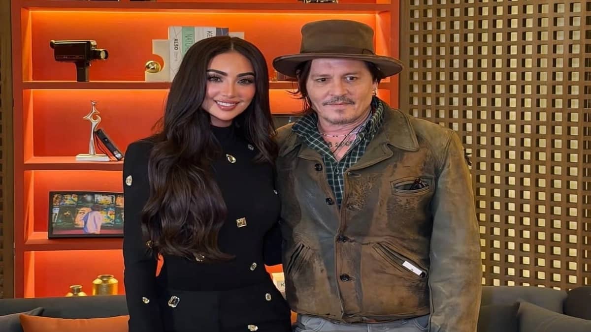 نور الغندور برفقة جوني ديب في الرياض.. فيديو