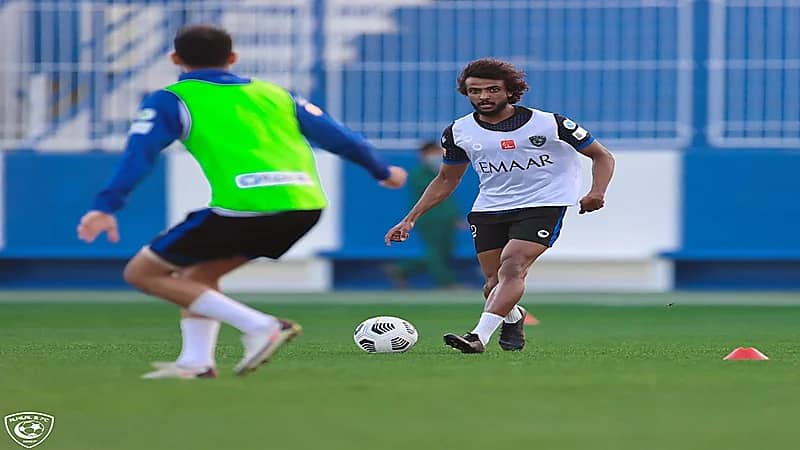 بالصور.. الهلال يؤدي مرانه الرئيسي استعدادًا لنهائي كأس السوبر