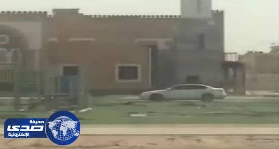 القبض على حدث بعد ممارسته التفحيط داخل حديقة عامة بالزلفي «فيديو»