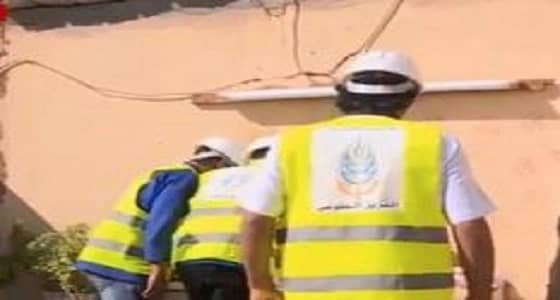 فريق تطوعي يقدم خدمات الصيانة للمنازل مجانا بـ " نجران "