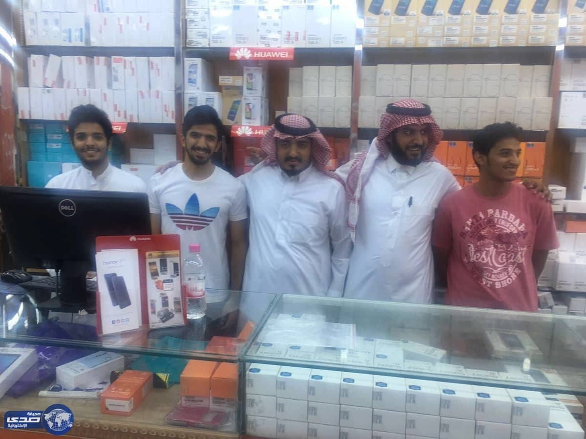 العمل: 15 ألف شاب وشابة التحقوا بسوق الجوالات وفرص تدريبية لـ 45 ألف باحث وباحثة