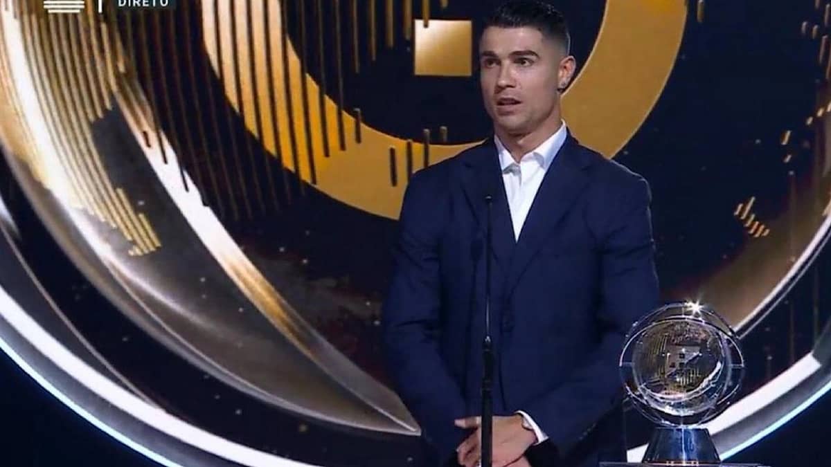 رونالدو بعد تتويجه بجائزة غلوب بريستيج: أريد أن أستمر في اللعب لبضع سنوات أخرى