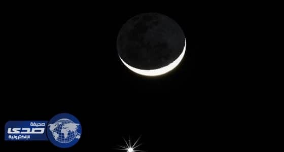 باحث فلكي يعلن موعد أول أيام عيد الفطر المبارك