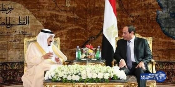 مصري يرحب بممارسة شقيقته الجنس مع رجل غريب لسبب مثير