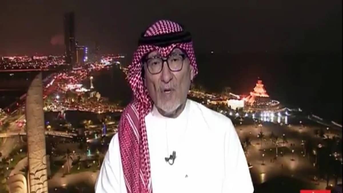 عادل عصام الدين: سالم الدوسري أسطورة ويُقارن باللاعبين العالميين وعلينا دعمه.. فيديو