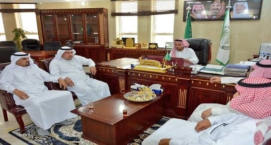 أمين الشمالية يناقش المشروعات الخدمية بالمنطقة