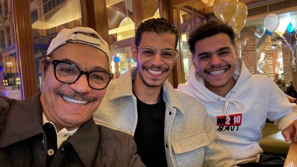 رابح صقر يحتفل بميلاد نجله في أجواء أسرية دافئة.. فيديو