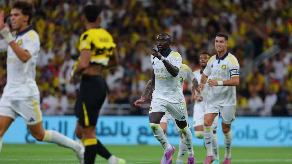 صافرة محلية تدير لقاء النصر والاتحاد