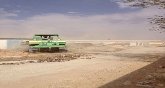 بالصور.. إزالة تعدي على مرفق حكومي في حي العارض بالرياض