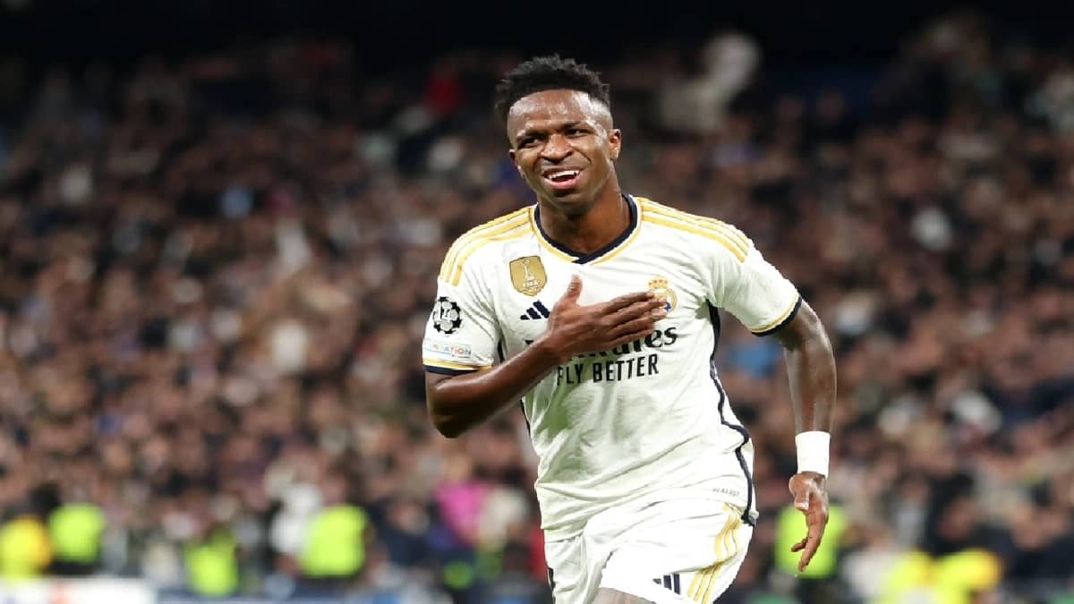 فينيسيوس يحتل المرتبة السادسة لأعلى لاعبي العالم دخلاً