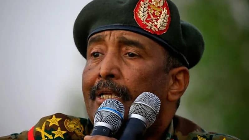 البرهان: القوات المسلحة أجهضت الانقلاب الأخير