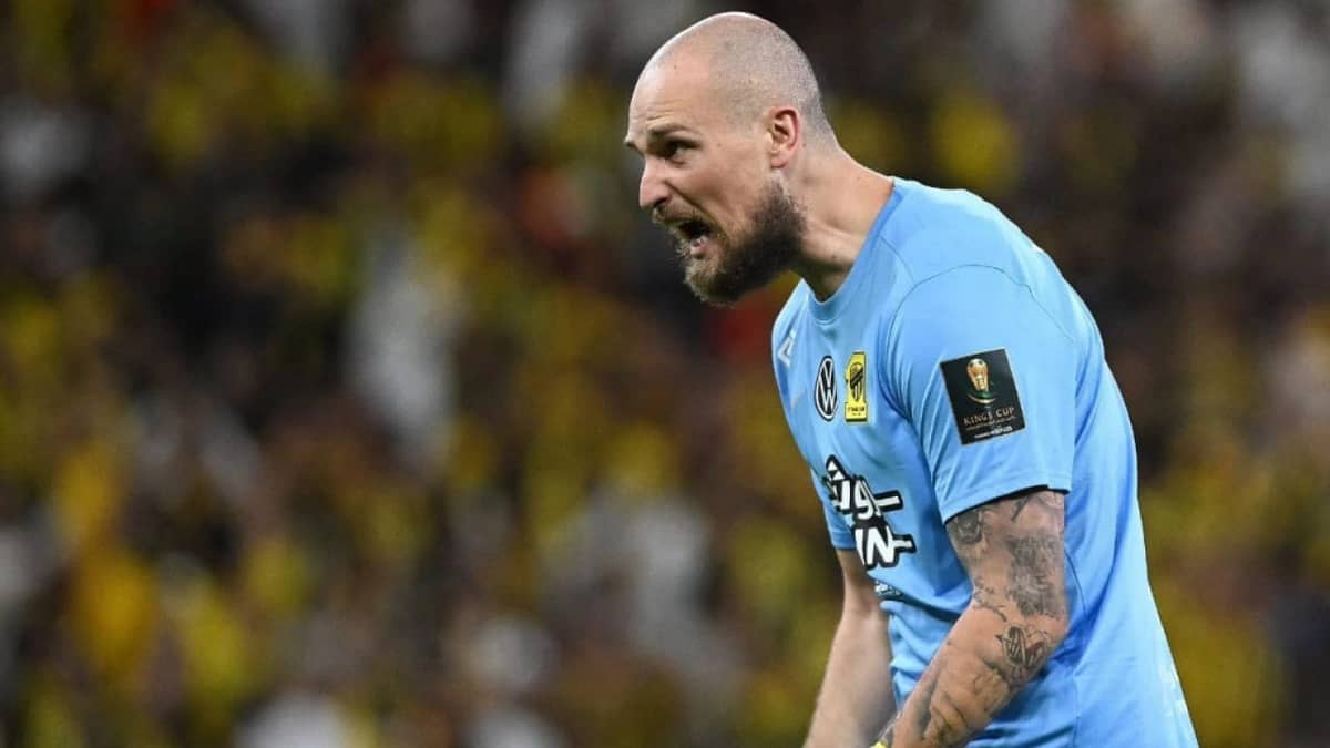 كونسيساو يحسم موقف رايكوفيتش من مواجهة الفيحاء