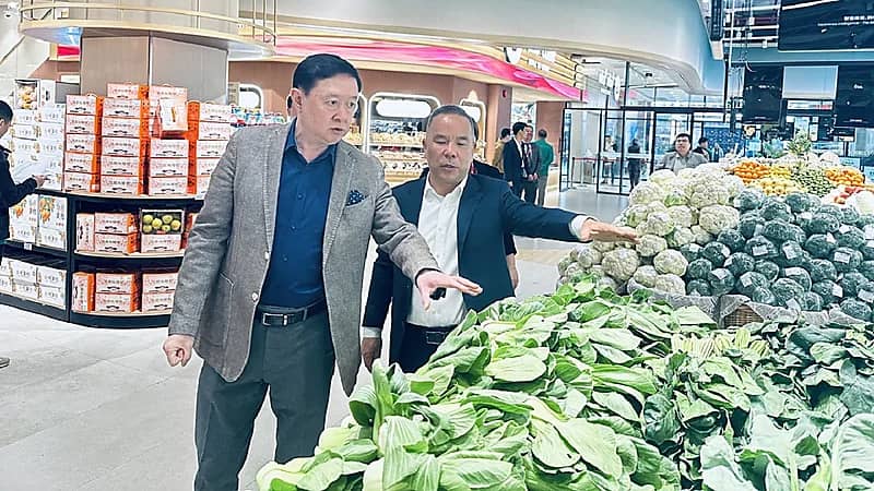 الصين تدشن أول سلسلة سوبر ماركت في المملكة .. فيديو