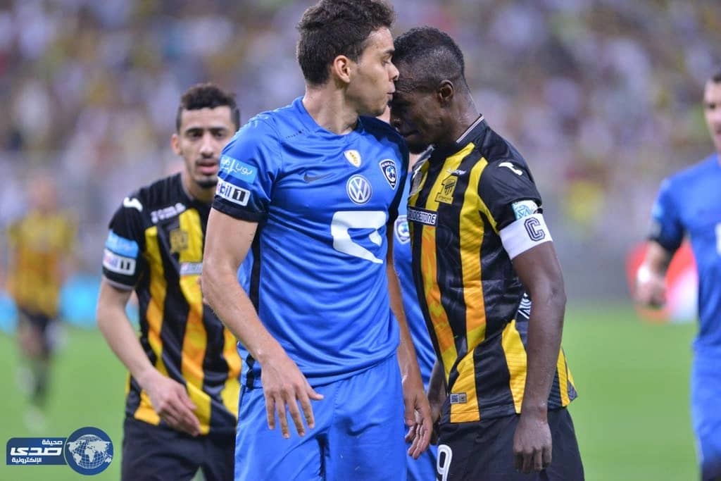 بالصور.. نطحة فلاتة وإدواردو تشعل الإثارة