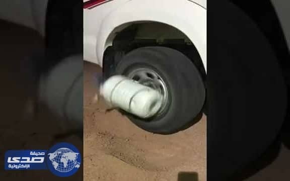 بالفيديو .. طريقة مبتكرة لخض اللبن بإستخدام إطار السيارة