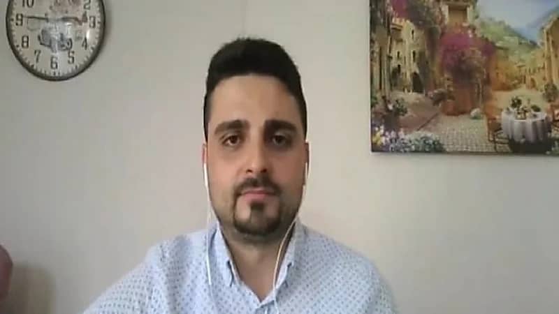 مختص: المناعة الناتجة عن لقاح كورونا ستؤهلنا للتعايش مع المرض ولن تؤدي لاستئصاله"فيديو"