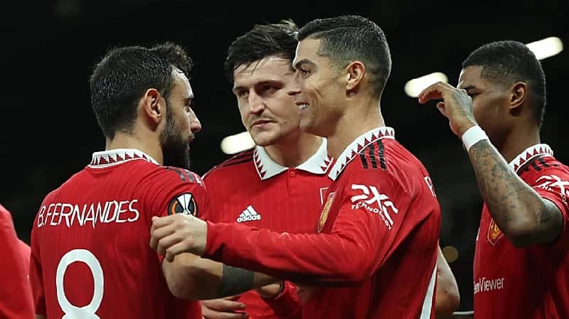 رونالدو يدعو 4 من نجوم مانشستر يونايتد لزيارته في السعودية