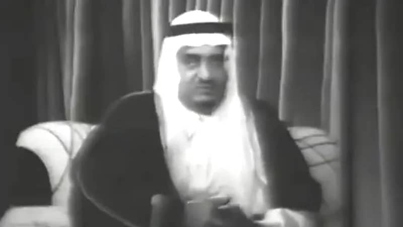 شاهد .. لقاء نادر للملك فهد حينما كان وزيراً