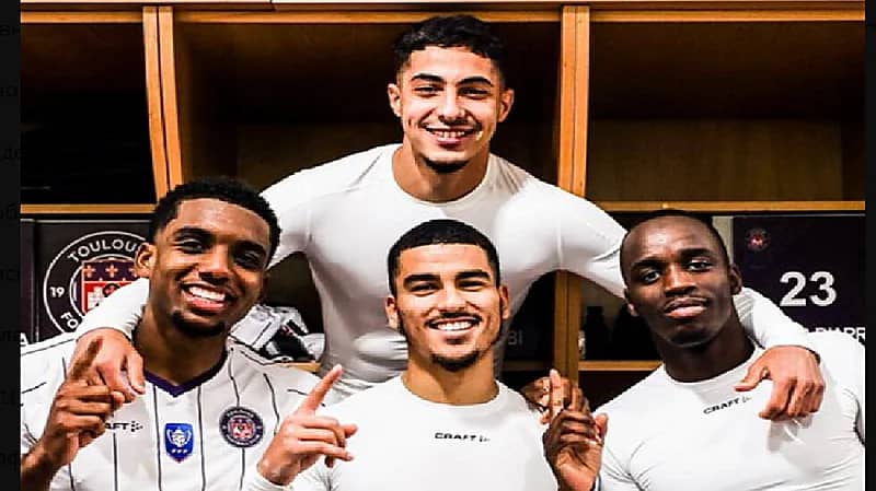 6 لاعبين بالدوري الفرنسي يرفضون ارتداء قمصان دعم المثلية