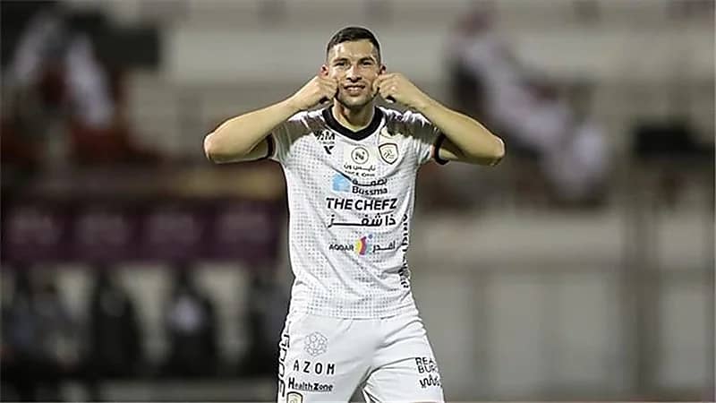 محترف الشباب ينتقل للدوري الإماراتي