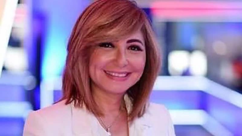 لميس الحديدي : محدش يطلع أسانسير بعد رأس الساعة ويستنى ديل الساعة .. فيديو